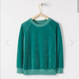 Hanna Andersson size 8 velour sweatshirt
